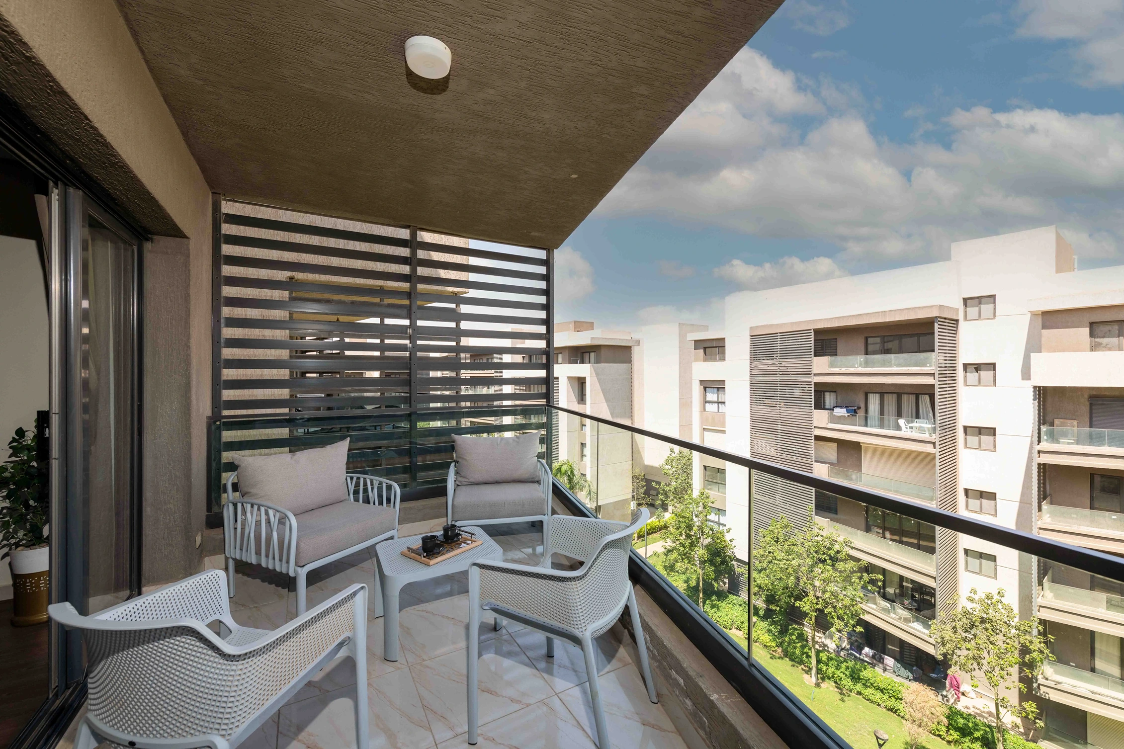 Madinaty Modern 3BR with Garden Views